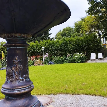 Affittacamere Superior-komfort-suite-90m2-bis-5-personen-im-jugendstil-gruenderzeit-villa-im-harz